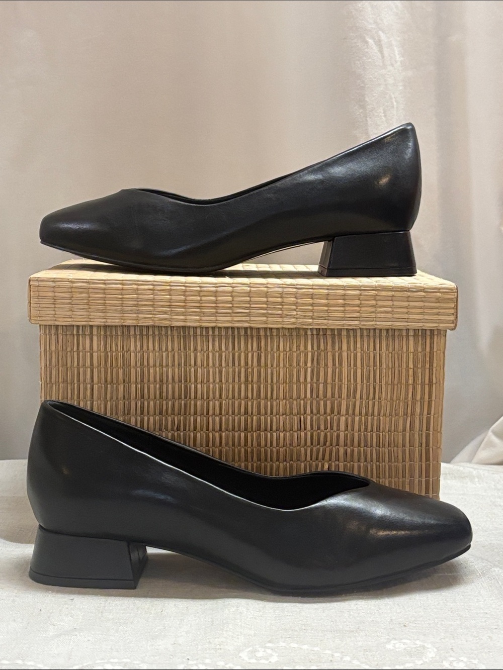 NIB David Tate Black Leather Pumps - Picture 13 of 13